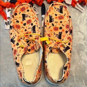 Halloween Themed Slip-On Shoes Women’s Size 9